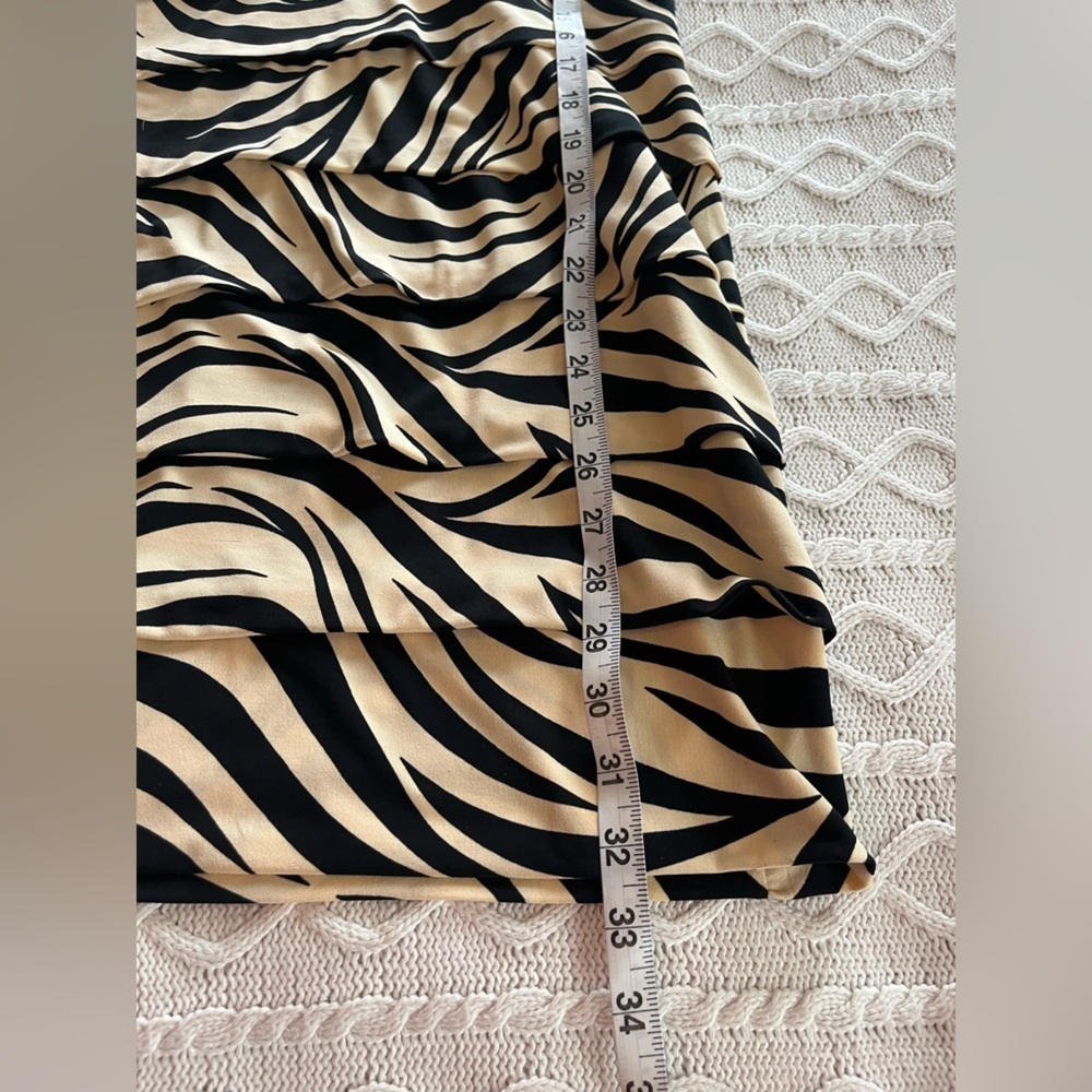 NWOT Sweet Storm Black and Cream Zebra Pattern Mini Dress Spandex Size Large - Picture 3 of 13